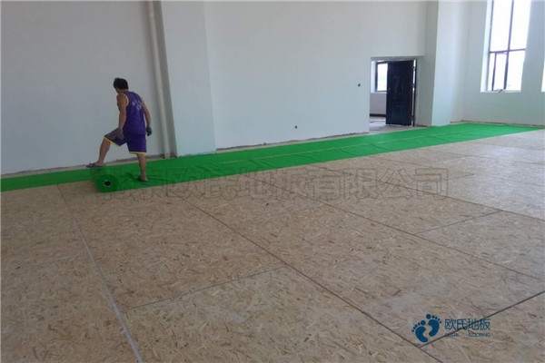 1.20運(yùn)動(dòng)木地板是怎么做到耐磨抗壓的