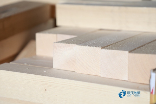 國內(nèi)專業(yè)體育運動木地板廠家2